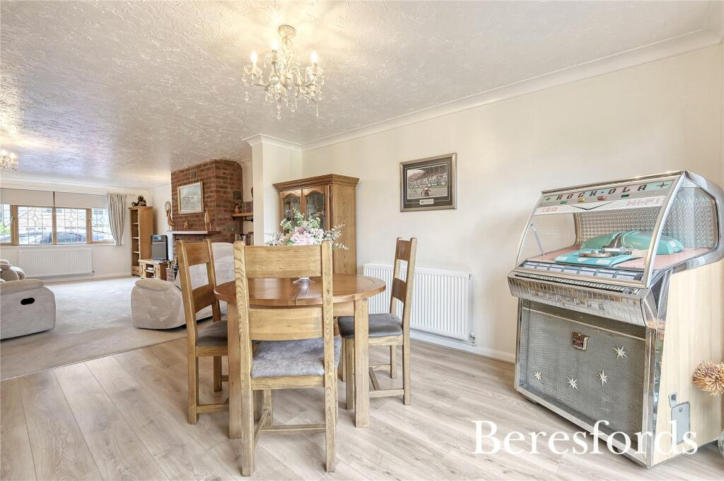 Additional image 23 of Thorndon Avenue, West Horndon, CM13