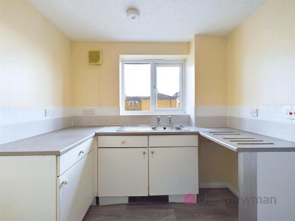 Additional image 3 of Dadswood, Harlow, CM20