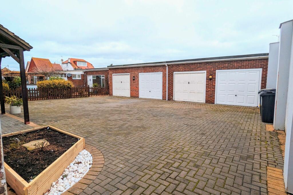 Additional image 11 of Kings Avenue, Holland-on-Sea, Clacton-on-Sea