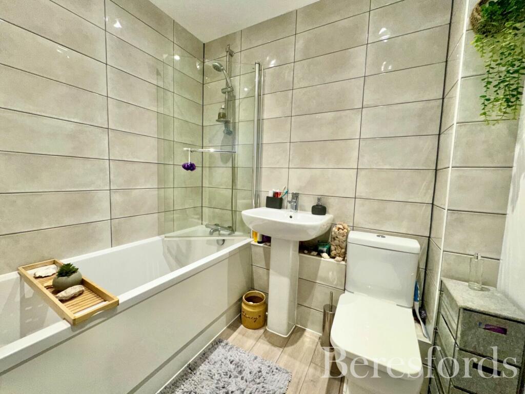 Additional image 6 of The Parade, Walton On The Naze, CO14