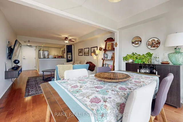 Additional image 24 of 705 King St Unit 402