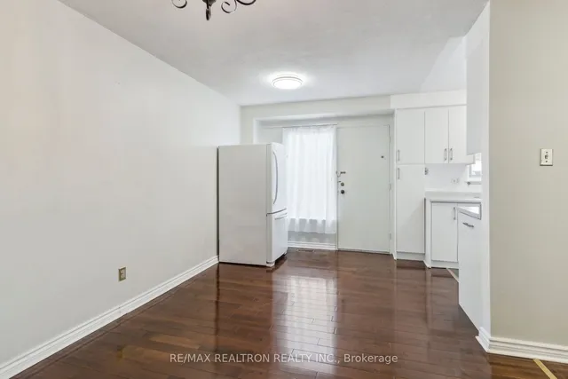 Additional image 22 of 44 Chester Le Blvd Unit 6