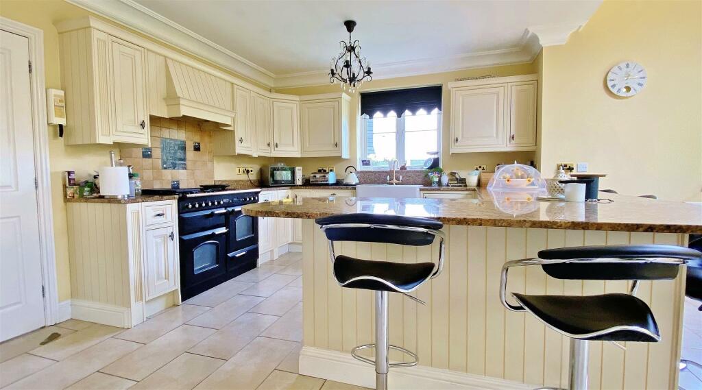 Additional image 13 of Third Avenue, Frinton-On-Sea