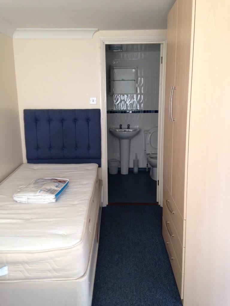 Additional image 5 of Friars Close, CO7