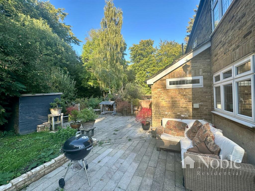 Additional image 19 of Thorndon Gate, Ingrave, Brentwood