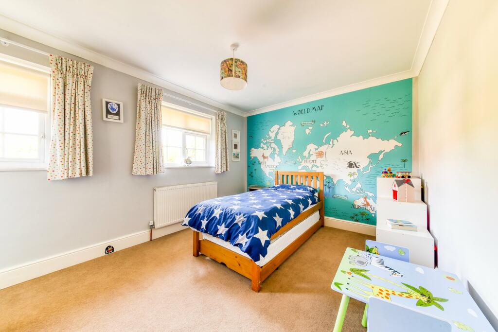 Additional image 10 of Elmfield Way, South Croydon, CR2