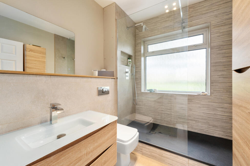 Additional image 20 of Hatfield Heath Road, Sawbridgeworth, Hertfordshire, CM21