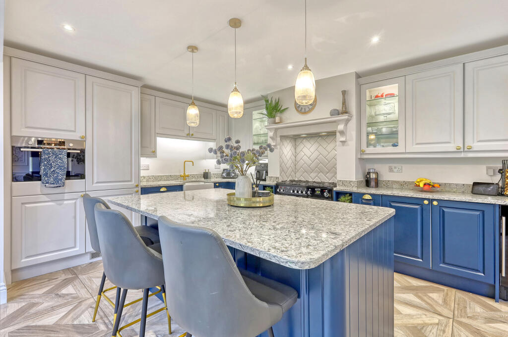 Additional image 2 of Whadden Chase, Ingatestone, CM4