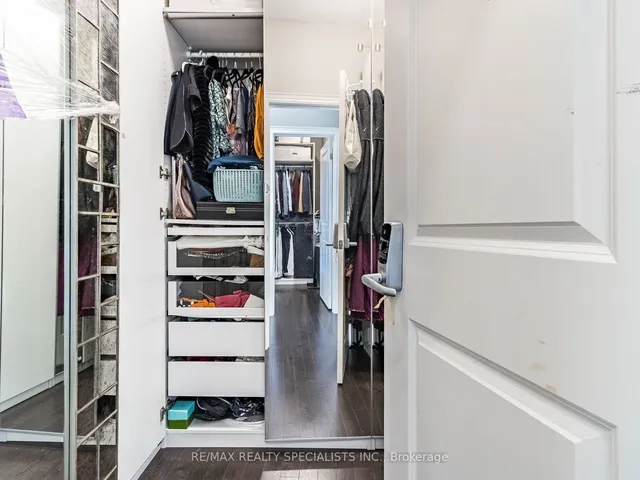 Additional image 31 of 10 VINEYARD Dr