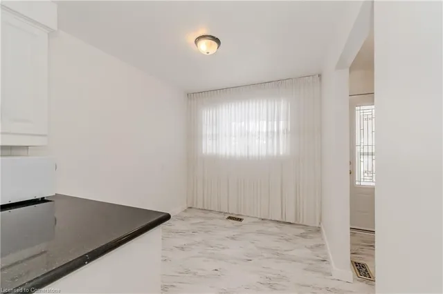 Additional image 15 of 260 Hazelglen Dr