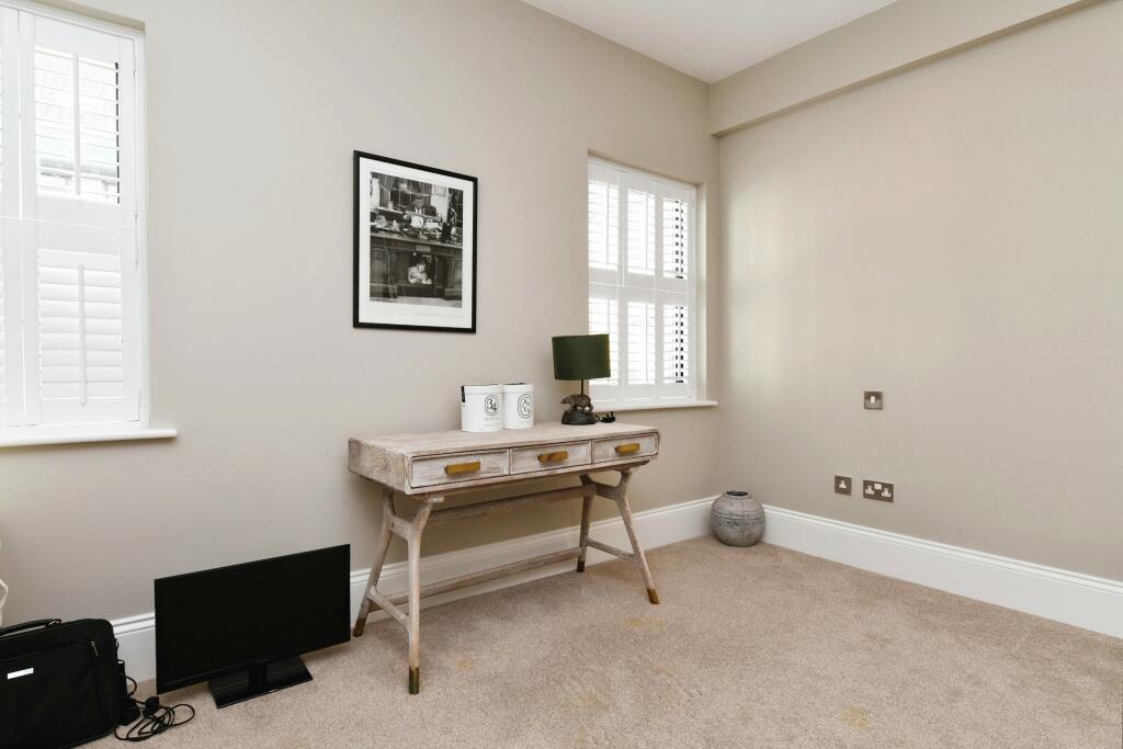 Additional image 14 of New Road, Brentwood, Essex, CM14
