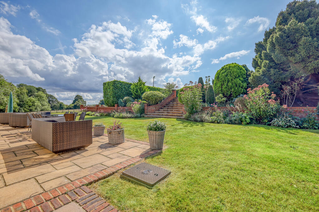 Additional image 26 of Outings Lane, Doddinghurst, CM15