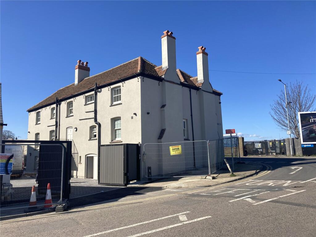 Additional image 16 of The Former Rising Sun, Hawkins Road, CO2