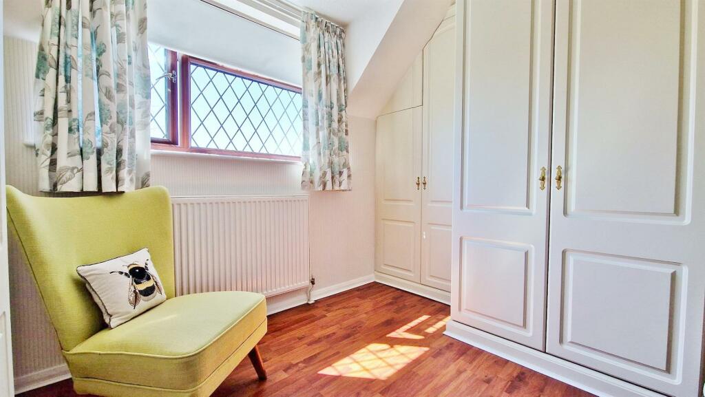 Additional image 18 of Thorns Way, Frinton Homelands