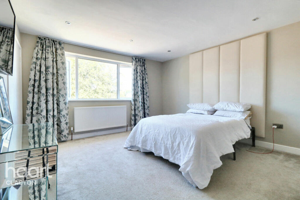 Additional image 11 of Leas Road, Clacton-On-Sea