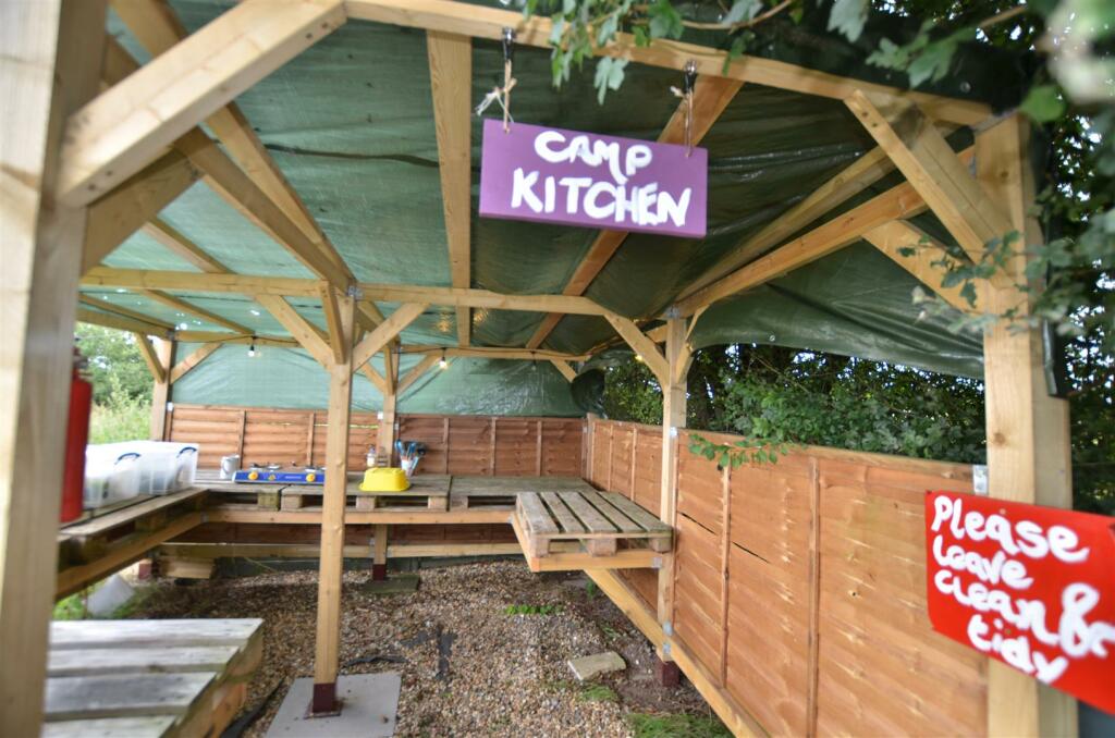 Additional image 16 of Warlingham, Surrey