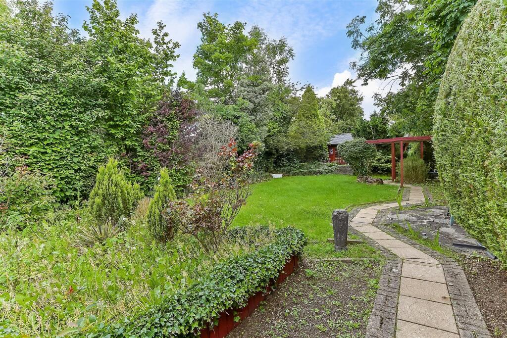 Additional image 14 of Westfield Avenue, South Croydon, Surrey