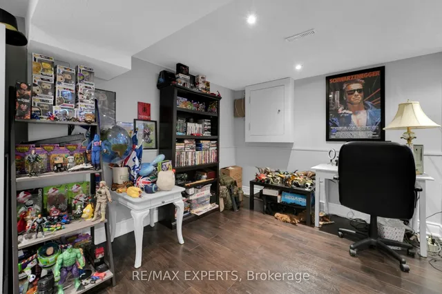 Additional image 2 of 10 Cassander Cres