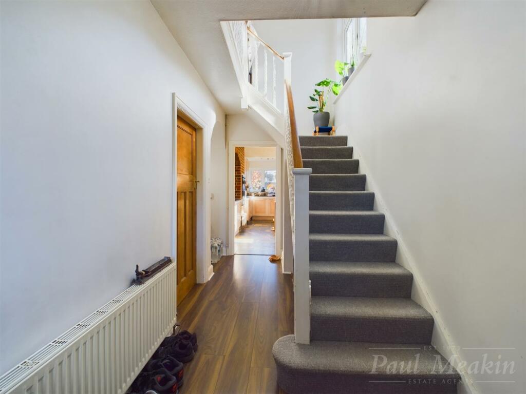 Additional image 7 of Portnalls Rise, Coulsdon