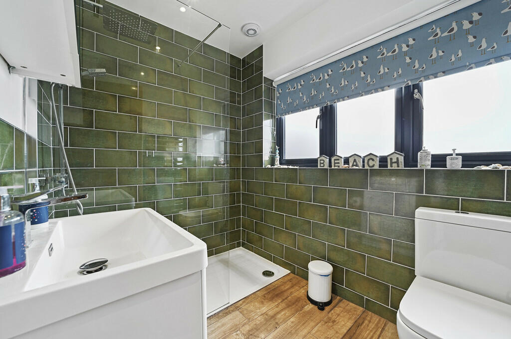 Additional image 22 of Point Clear Road, St Osyth