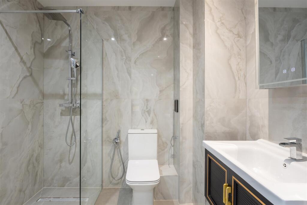 Additional image 6 of Sanderstead Road, South Croydon