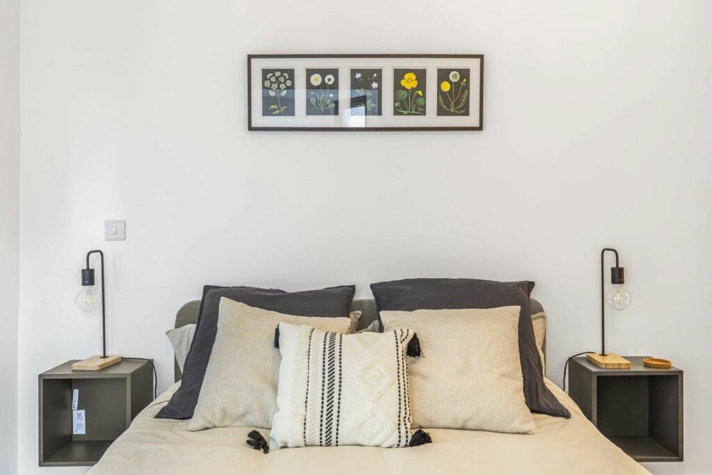 Additional image 3 of Inglemere Road, Tooting