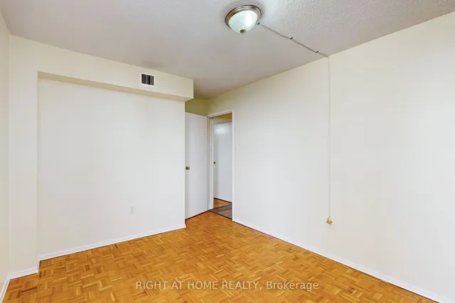 Additional image 30 of 4 Lisa St Unit 712