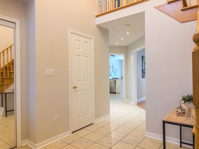 Additional image 16 of 21 Milkweed Cres