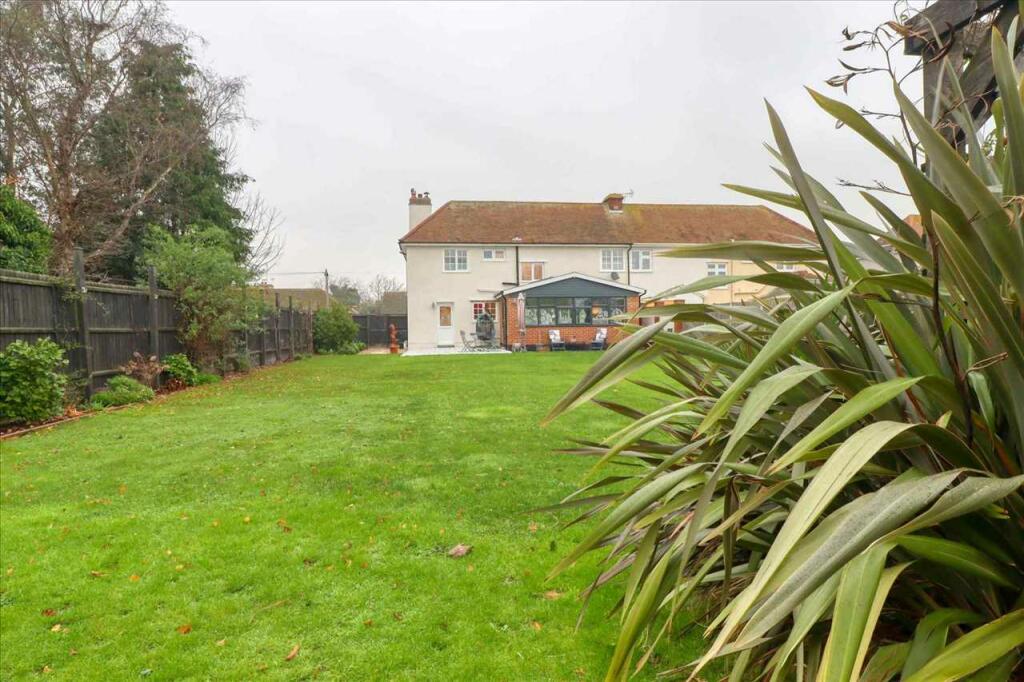 Additional image 16 of Highview Avenue, Great Clacton