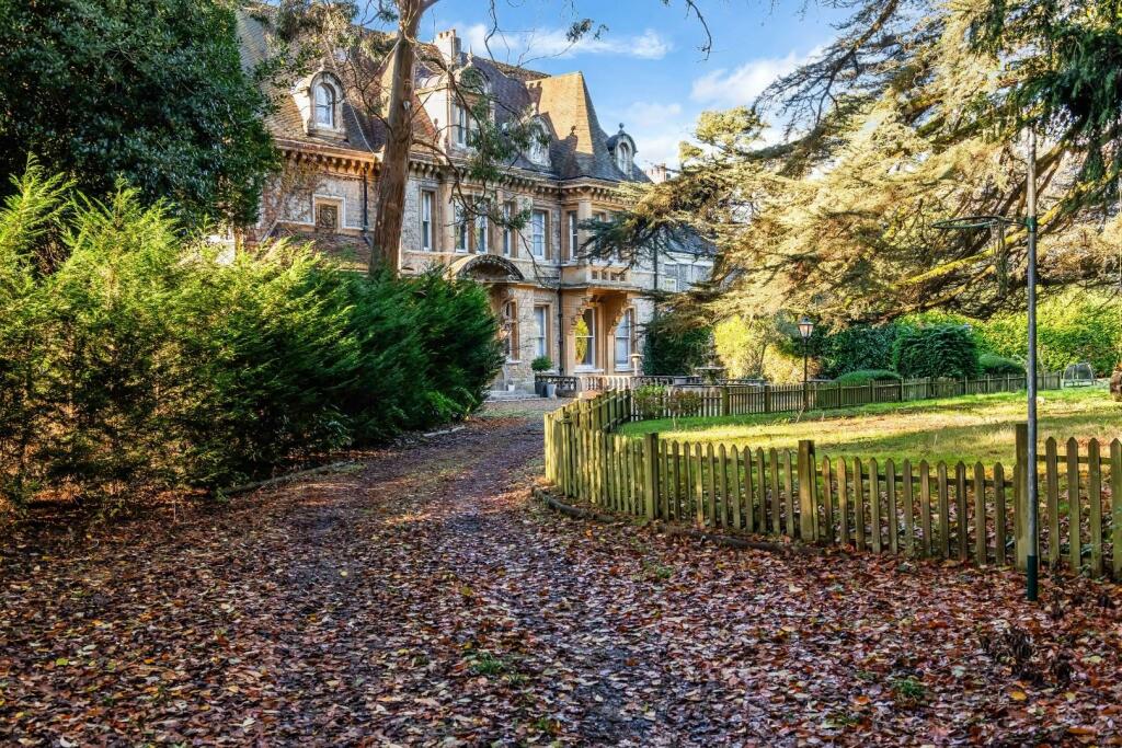Additional image 42 of Shabden Park,  Chipstead