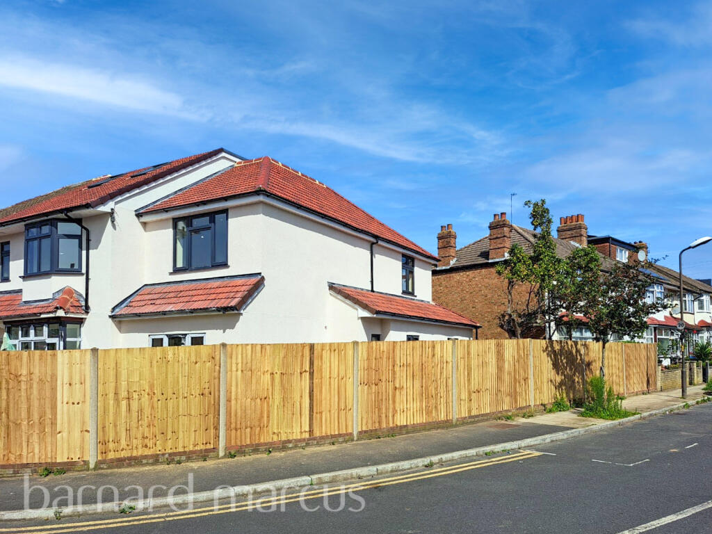 Additional image 9 of Woodland Way, Mitcham