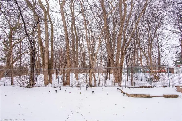 Additional image 34 of 121 Morgan Ave Unit 9