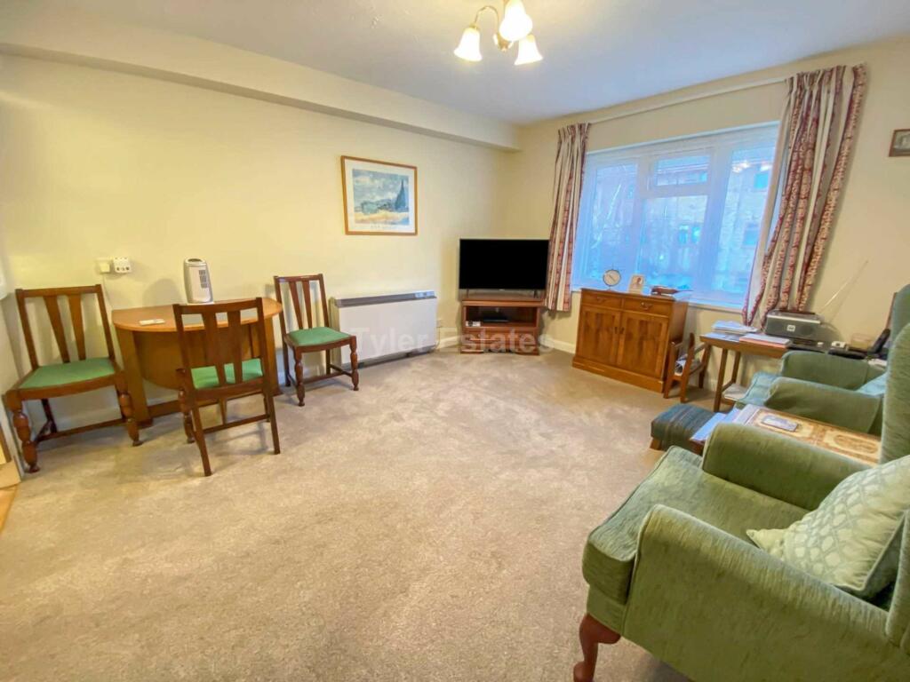 Additional image 3 of Outwood Common Road, Billericay, CM11