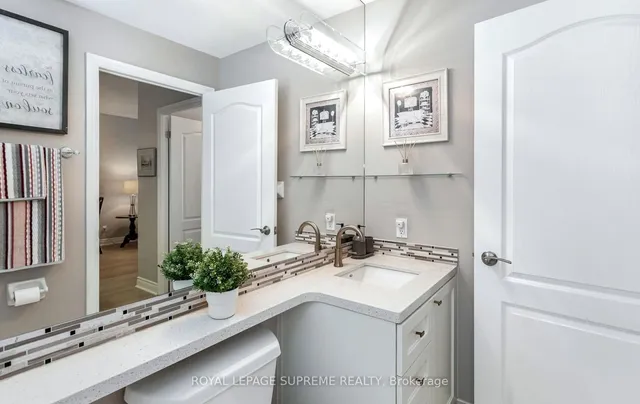 Additional image 32 of 2 Aberfoyle Cres Unit 411