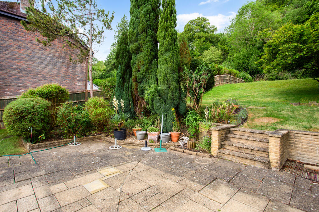 Additional image 13 of Harestone Valley Road, Caterham, CR3