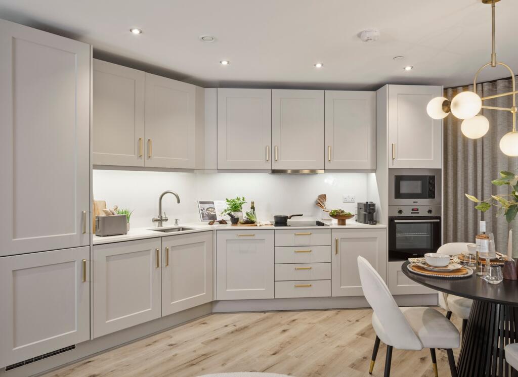 Additional image 4 of Brentwood Central, Western Road, Brentwood