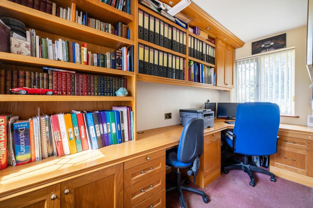 Additional image 7 of Blacksmiths Hill, South Croydon, CR2