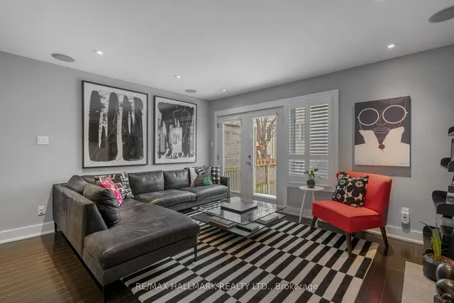 Additional image 8 of 1000 Dundas St Unit 9