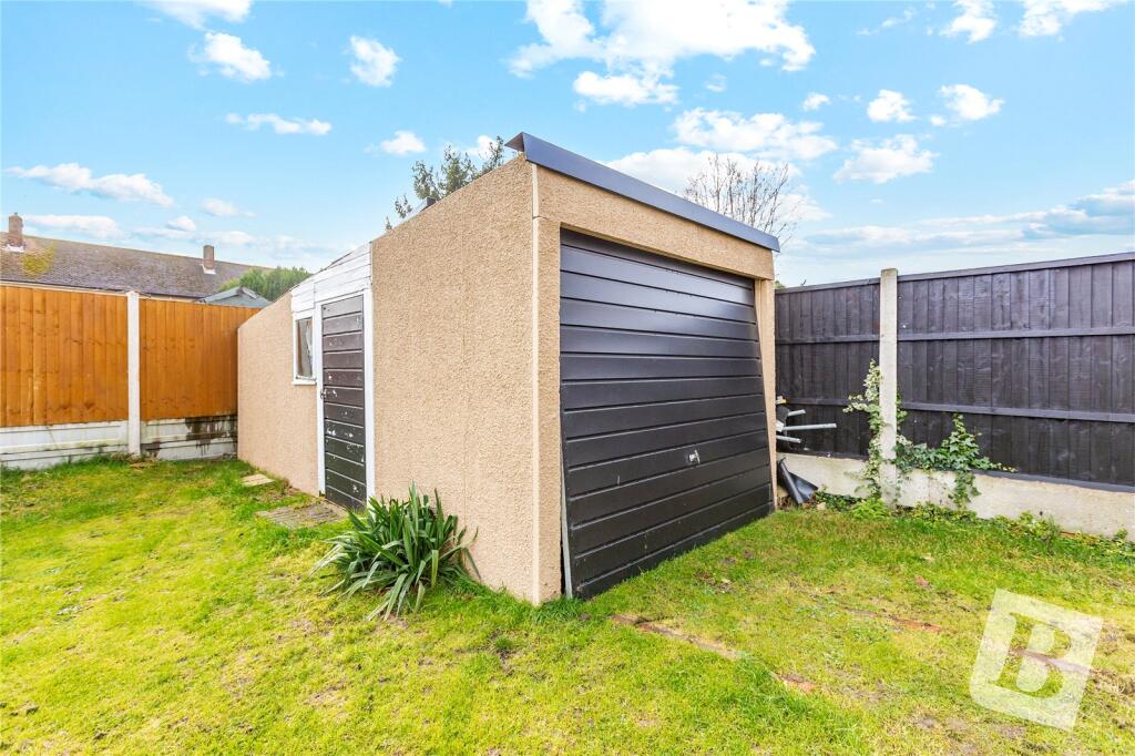 Additional image 34 of Hatch Road, Pilgrims Hatch, Brentwood, Essex, CM15