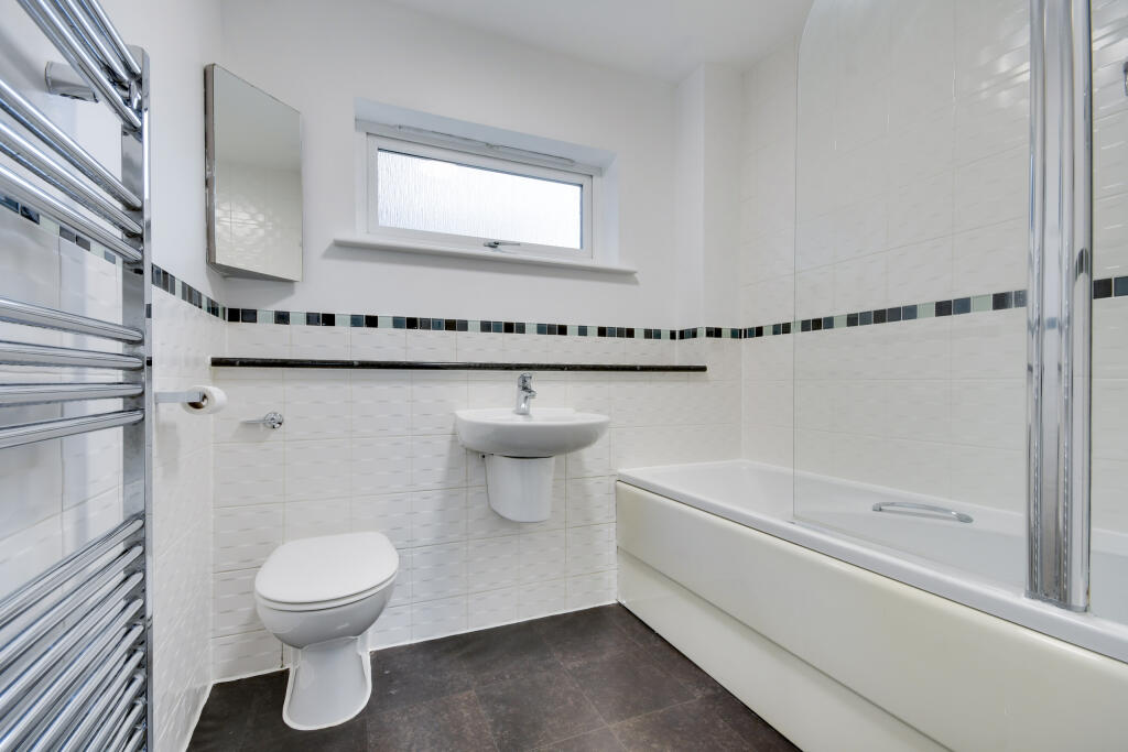 Additional image 9 of Chelwater, Great Baddow, Chelmsford