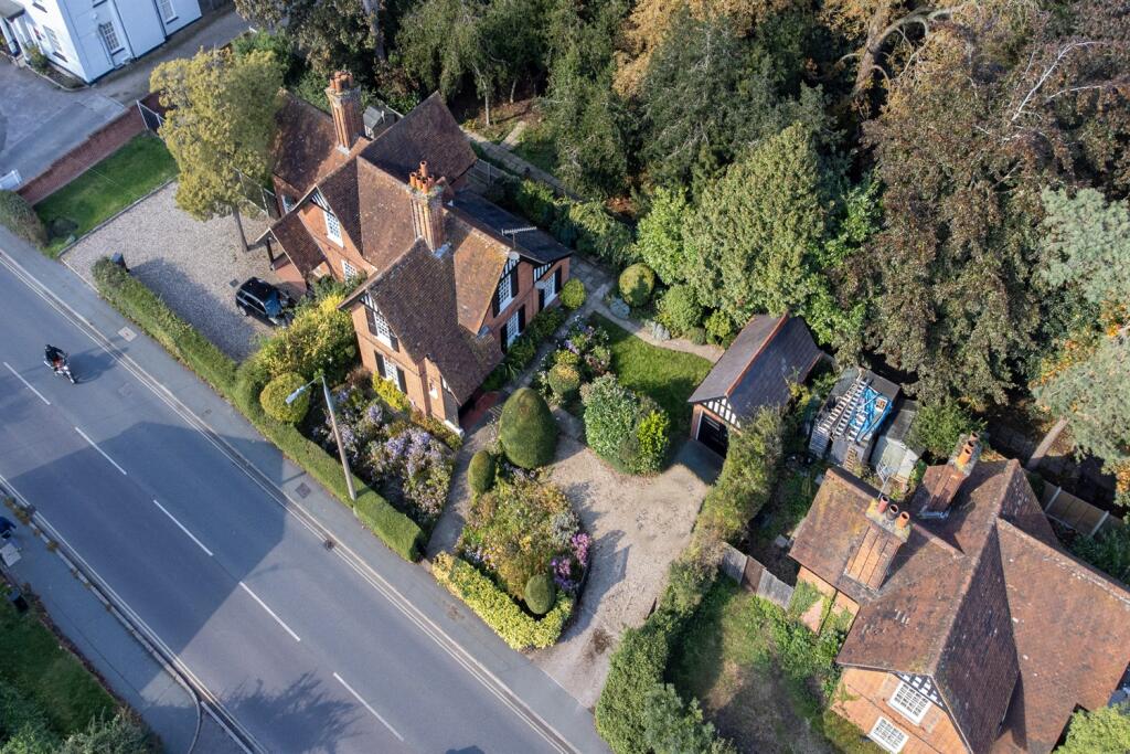 Additional image 19 of Coggeshall Road, Braintree, CM7