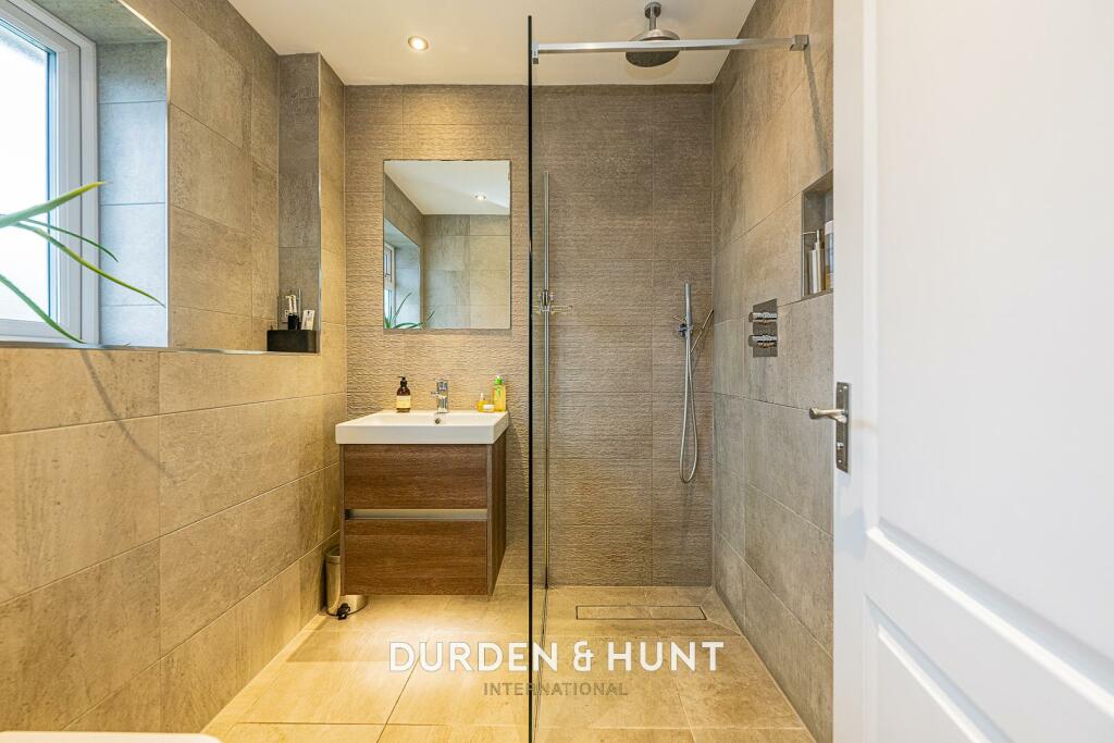 Additional image 17 of Oakland Mews, Ongar, CM5