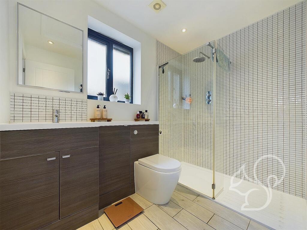 Additional image 24 of High Street, West Mersea