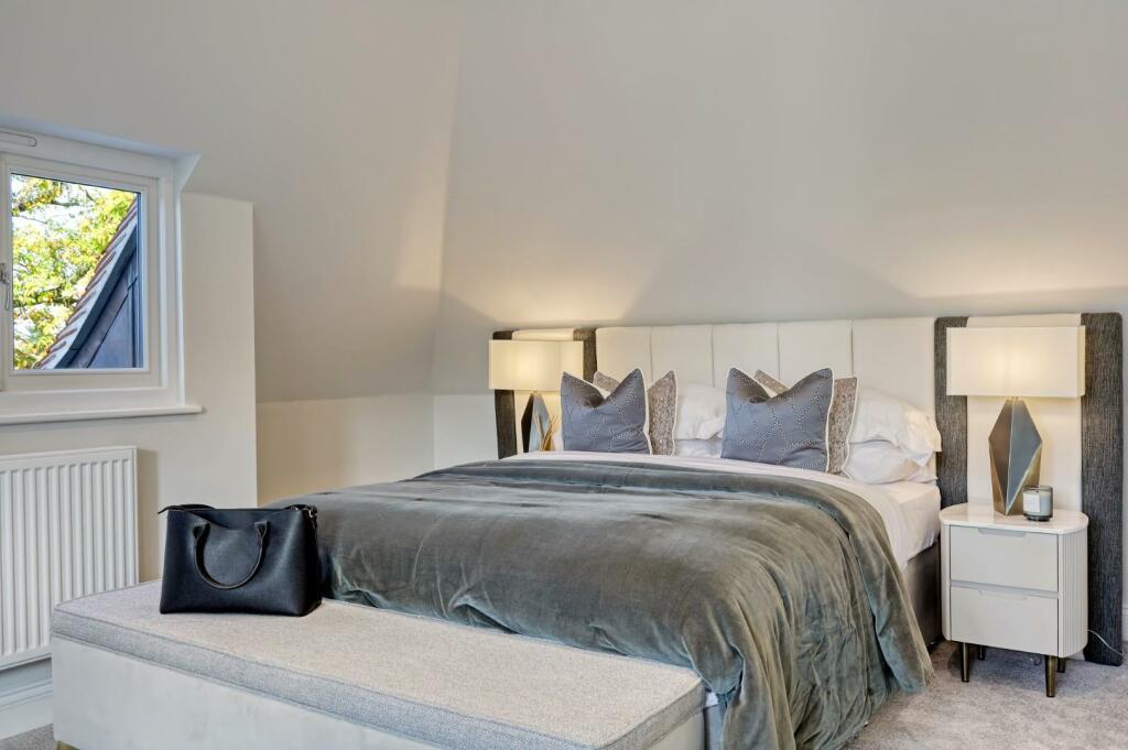 Additional image 21 of Brizes Park, Kelvedon Hatch