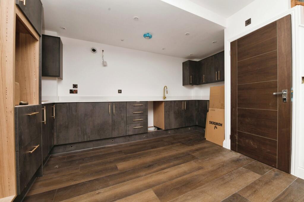 Additional image 2 of Coggeshall Road, Braintree, Essex, CM7