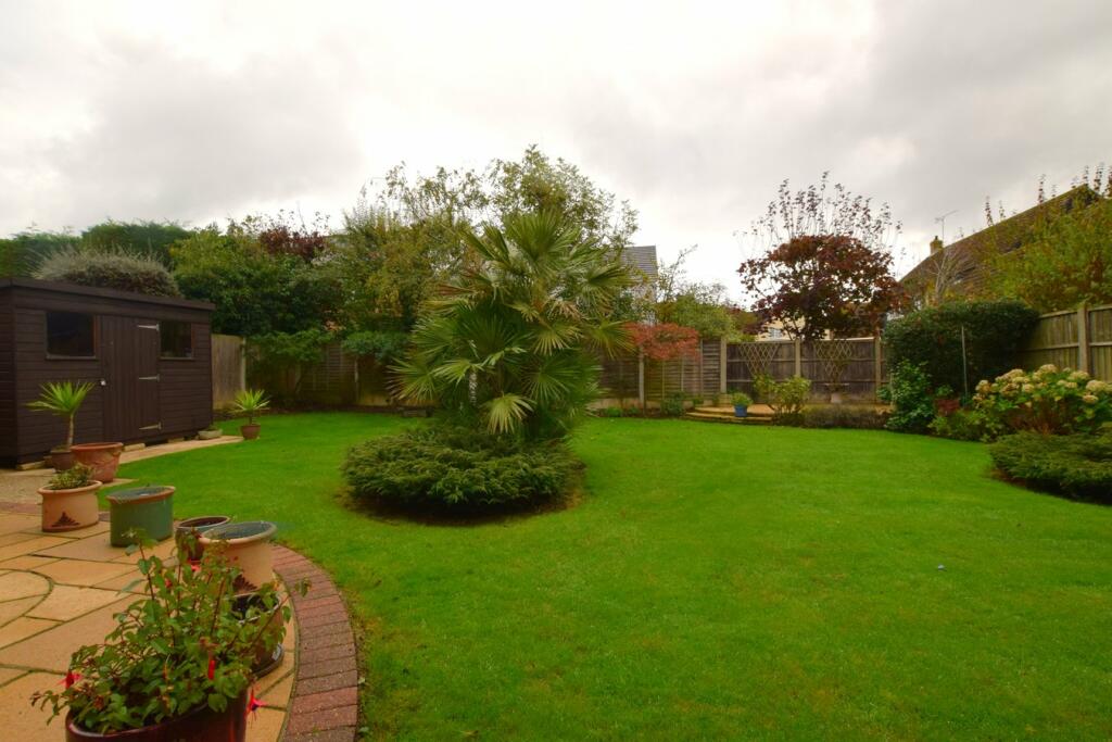 Additional image 25 of Smythe Road, Billericay, CM11