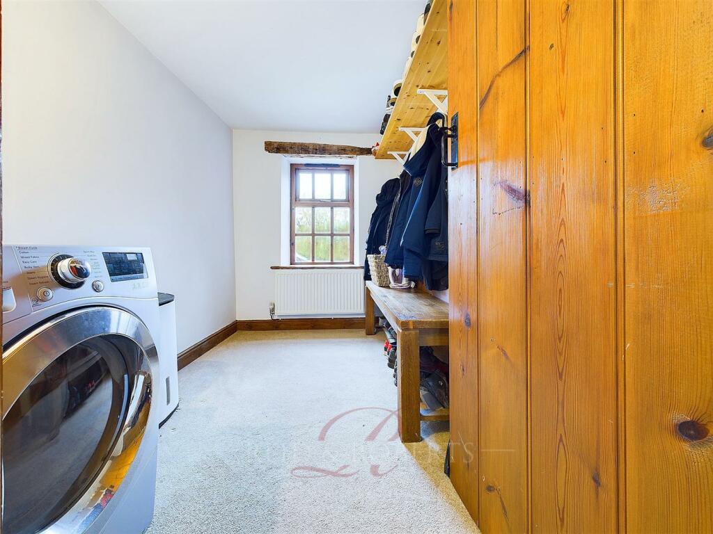 Additional image 10 of Lixwm