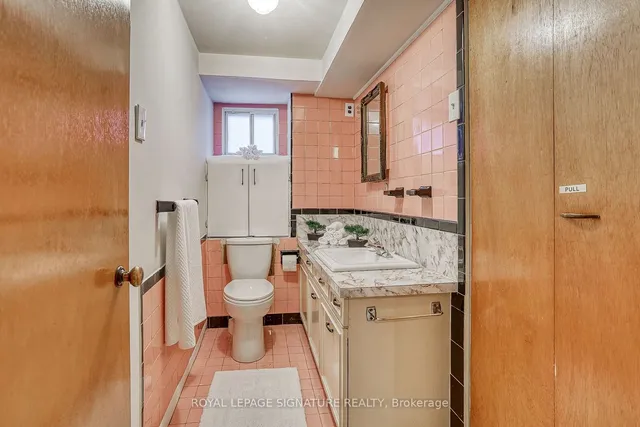 Additional image 25 of 29 Broadlands Blvd