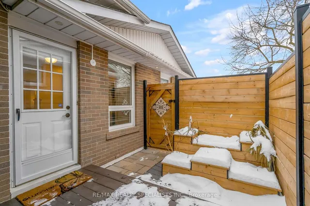 Additional image 35 of 63 Lockton Cres