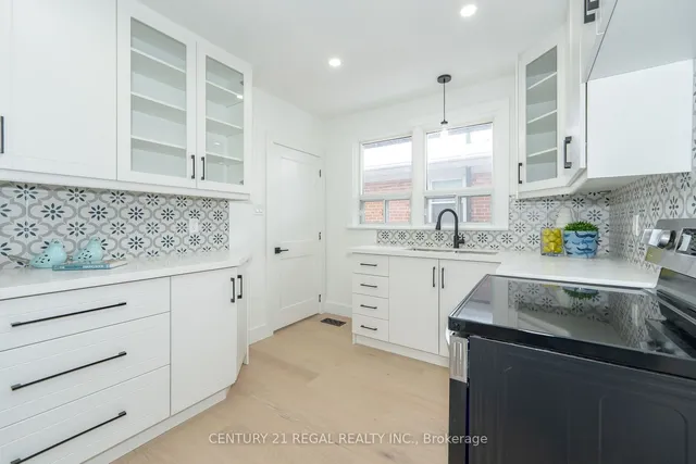 Additional image 11 of 65 Mooregate Ave